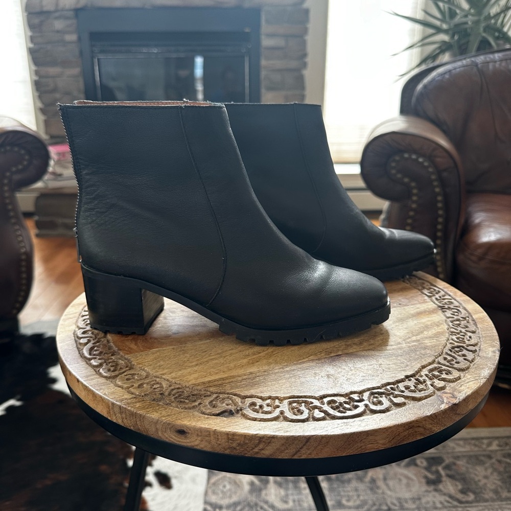 Black Madewell healed ankle boot